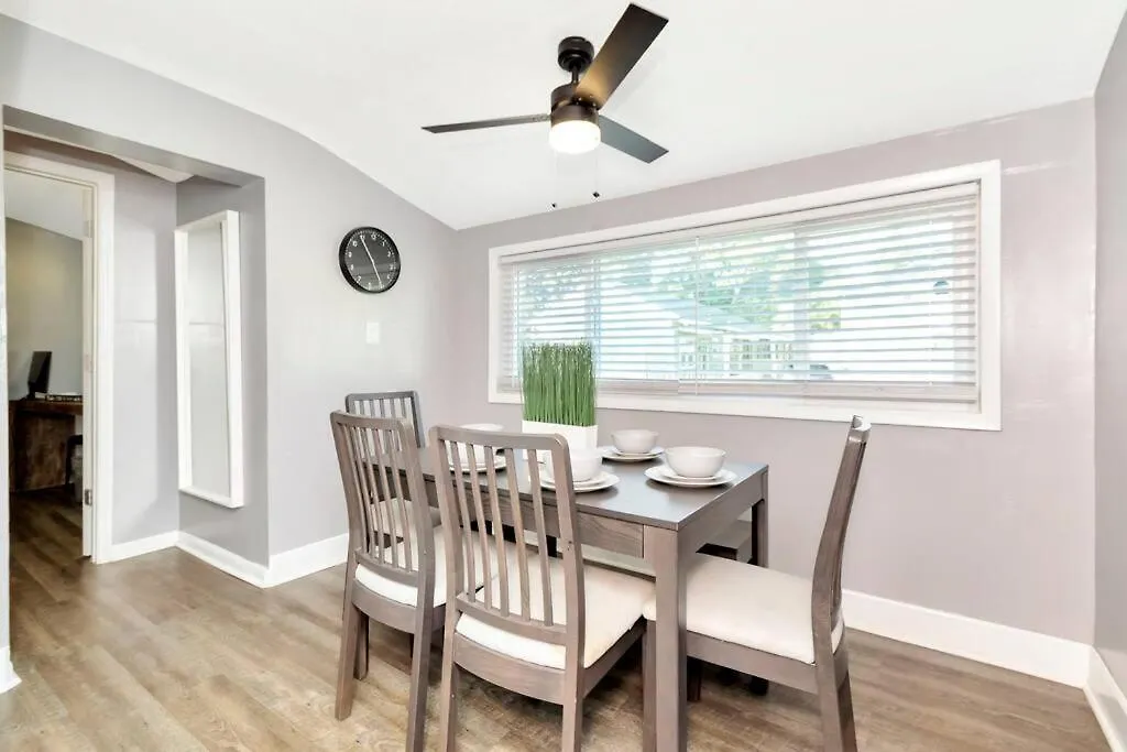 Cozy Bungalow With Patio & Grill, Private And Location Tampa