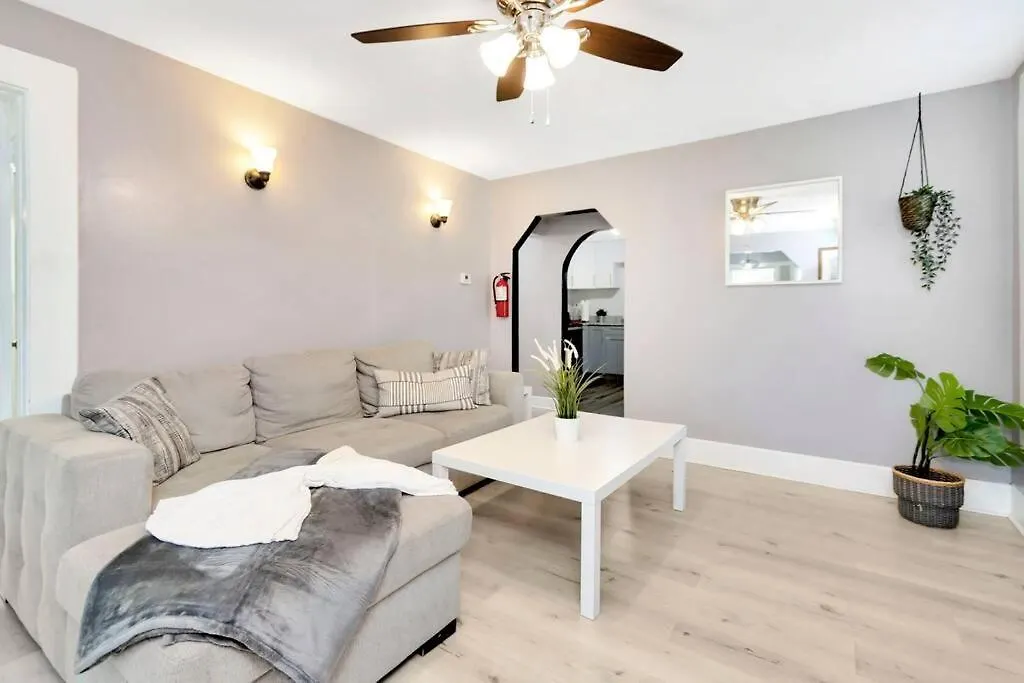 Cozy Bungalow With Patio & Grill, Private And Location Tampa Stati Uniti